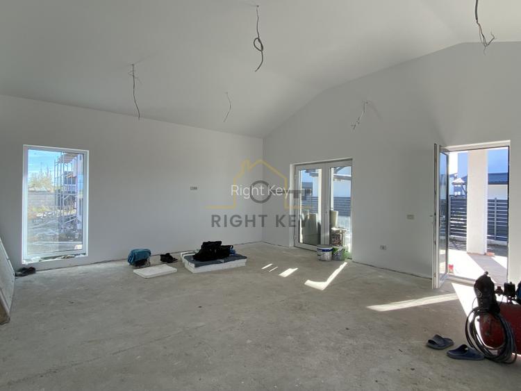 Oportunitate! Vila moderna 4 cam, asfalt, toate utilitatile! Comision0 - 12