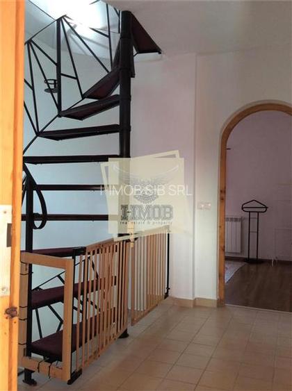 Casa individuala 4 camere | teren 490mp | 2 balcoane | terasa | Sura Mica - 5