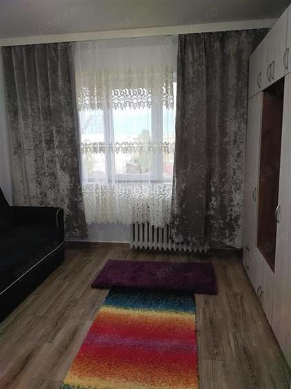 Garsoniera - zona Granit - 2