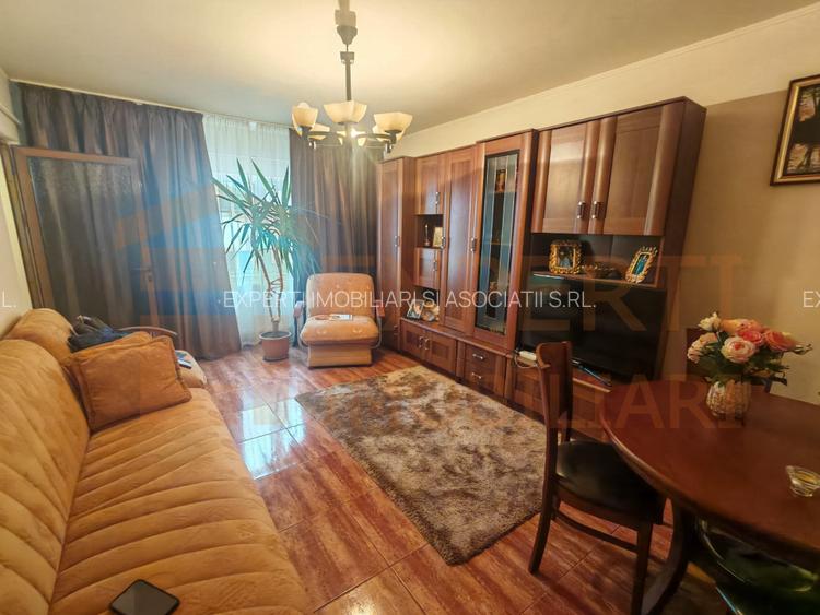 Apartament 3 camere de vanzare, in zona Casa de Cultura - 8