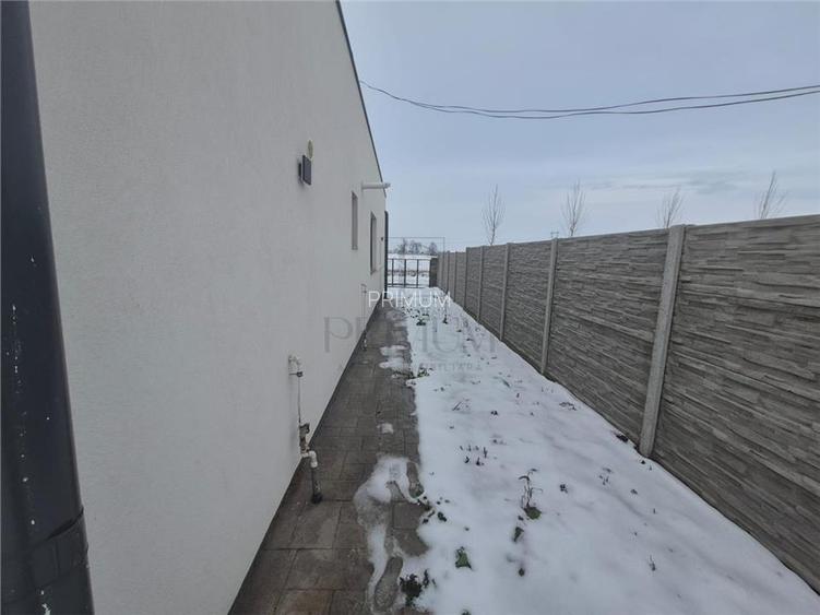 Duplex modern de inchiriat - 2 dormitoare - spatii generoase - zona foarte buna - 13