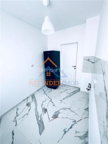 Apartament de vanzare cu 3 camere, zona Titan - Piata Minis - 4