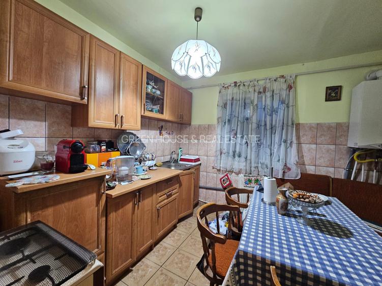 Apartament 4 camere, zona Scoala Generala  Andrei Saguna - 10