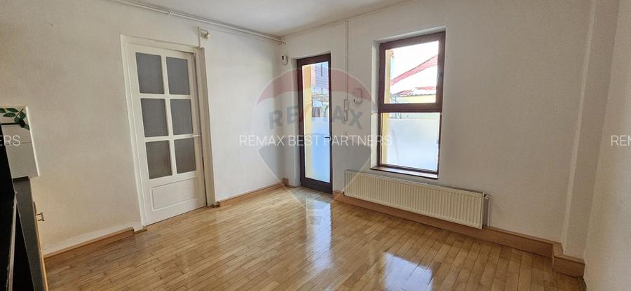 Casa de inchiriat in Andrei Muresanu, str. Anatol France - 7