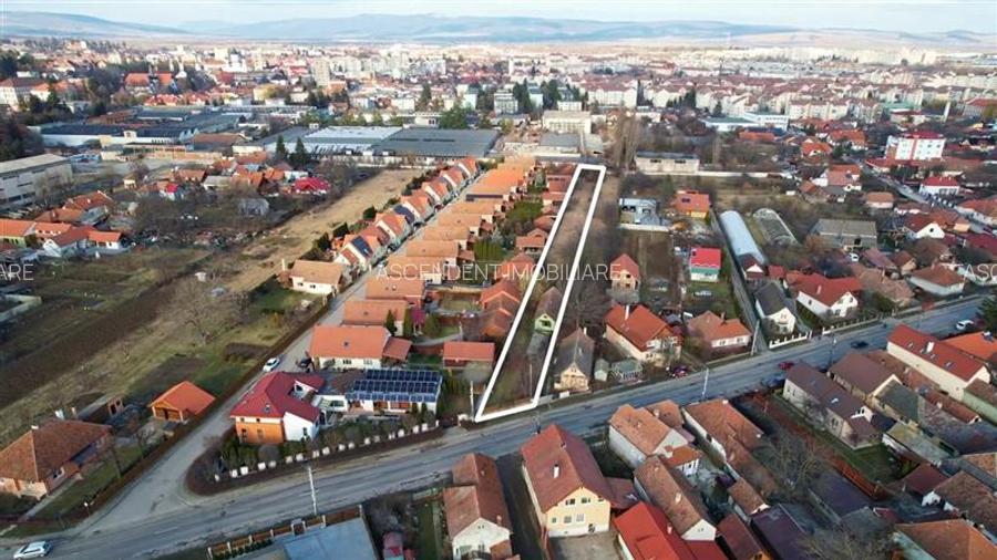 FILM ! Casa cu teren de 2.152 mp, Tigaretei, Sfantu Gheorghe - 2