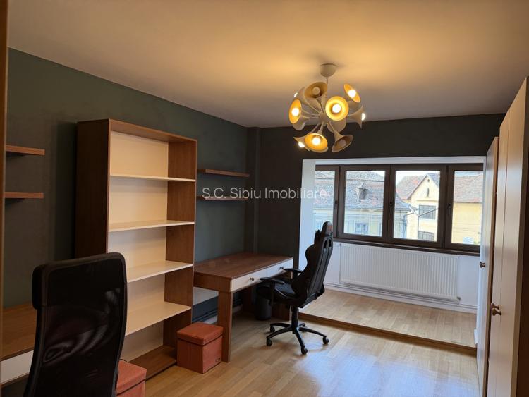 apartament modern 3 camere  central str. noica politie et 1 - 9