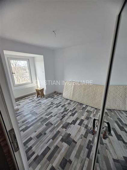 Ap.3 cam conf 2, Hipodrom, renovat, mob si utilat, etaj 3 - 10