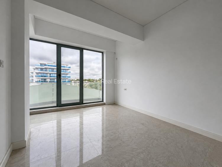 Apartament cu vedere la mare in imobil futurist pe plaja - 7