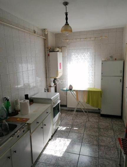 Se vinde: Apartament 2 camere, decomandat, 52.20 mp - 3