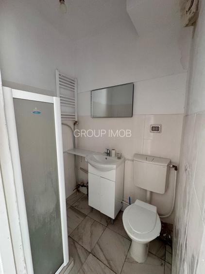 Ultracentral, langa Ateneu - 5