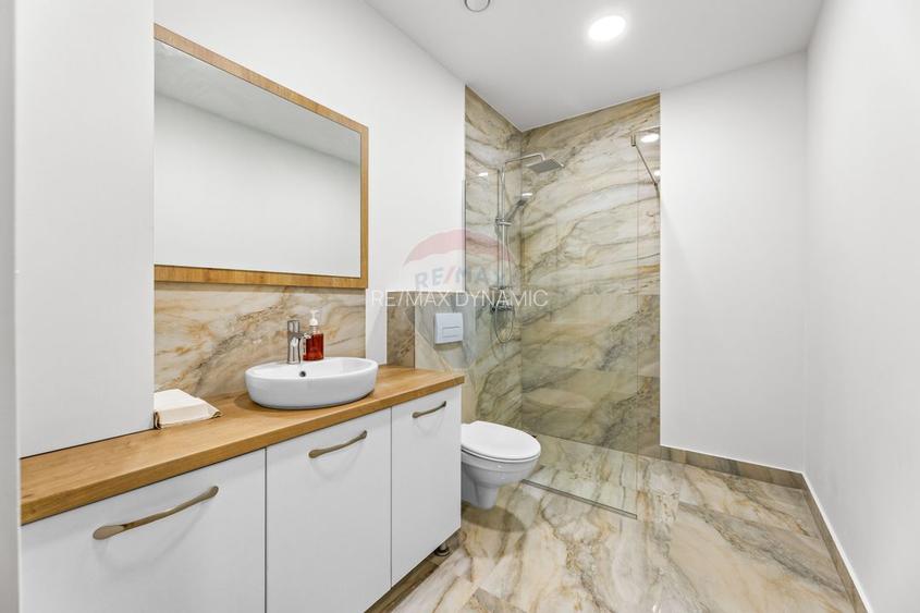 Spatiu comercial de inchiriat la mansarda - 7