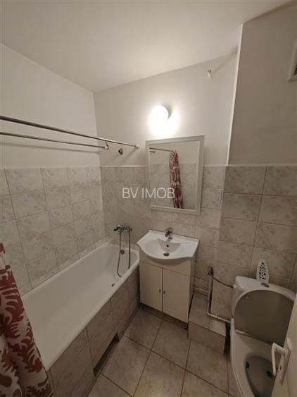 Inchiriem Garsoniera Mobilata, Decomandata, Racadau - 8