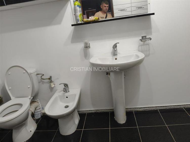 zona Gradinii Publice Casa pretabila pentru 2 familii 150mp utili cu 300mp teren - 18