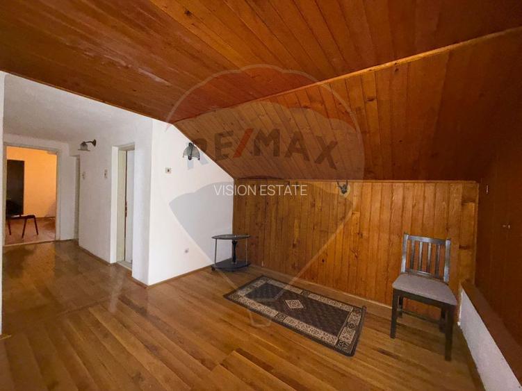 Casă / Vilă cu 6 camere de vânzare - 14