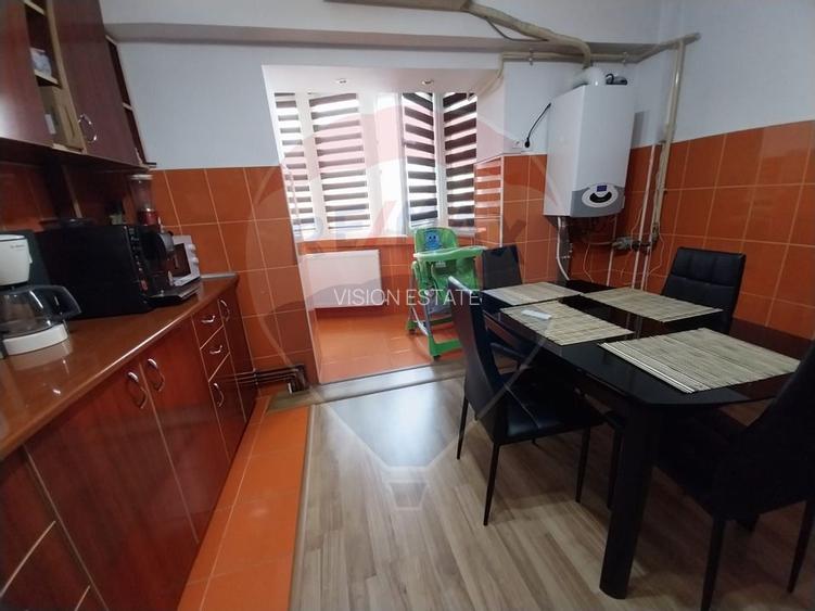 Apartament cu 3 camere  Promenada- Calea Severinului-Toporasi - 5