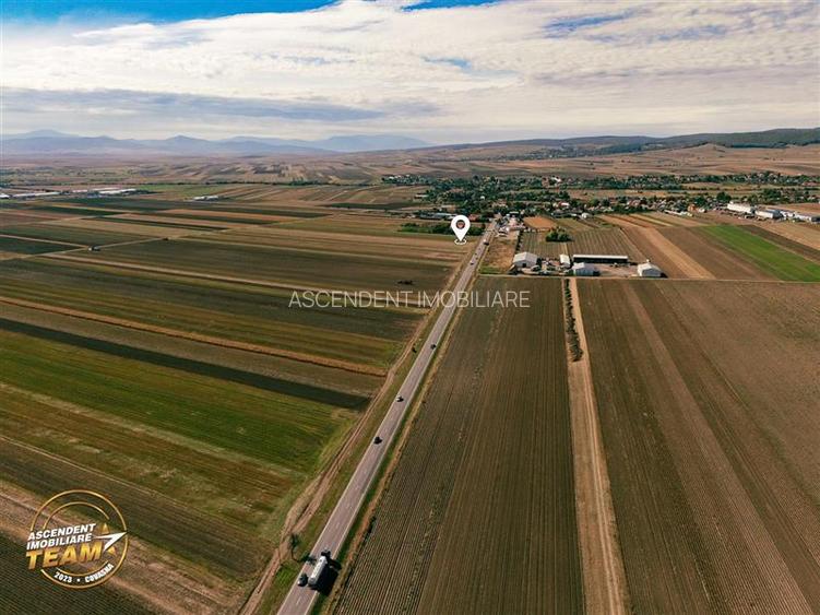 FILM! Teren intravilan 7.500 mp, deschidere dubla, DN11 (E574), Cernat, Covasna - 6