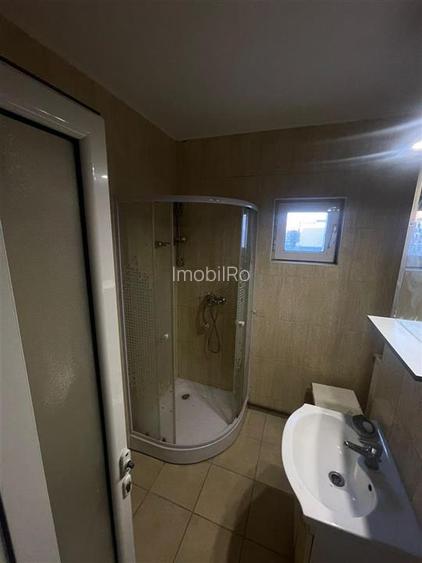 Apartament 3 camere Dacia - Decomandat - 9