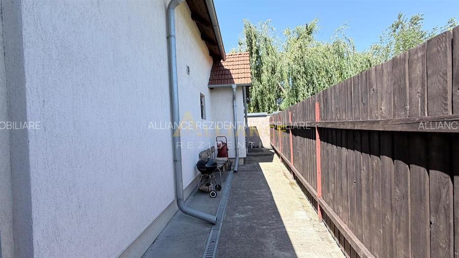 Casa Individuala - 4 camere - 2 bai -  380mp teren - 5