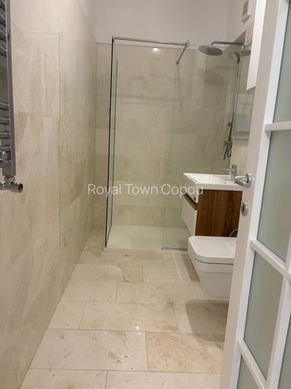 Apartament de vanzare cu 2 camere- Royal Town  Copou Iasi - 5