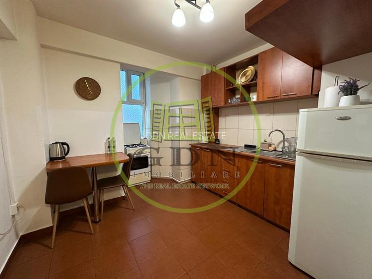 Garsoniera 40 mp, decomandata, Centru, Zona Universitatea din Craiova - 3