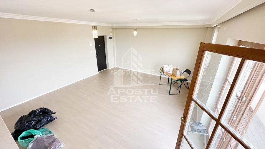 Penthouse 3 camere de vanzare, 97mp utili + balcon -Giroc - 3
