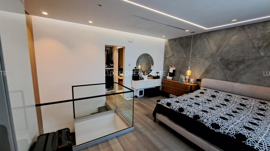 APARTAMENT 4 CAMERE CU SCARA INTERIOARA TIP LOFT -ULTRA LUX - 56
