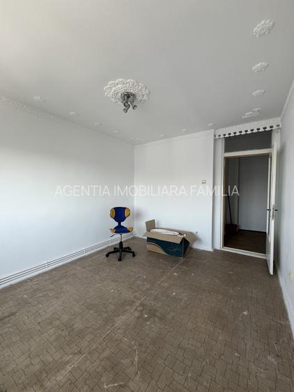 Apartament spatios, doua camere decomandate, etaj 4 din 4, IC Frimu - 9