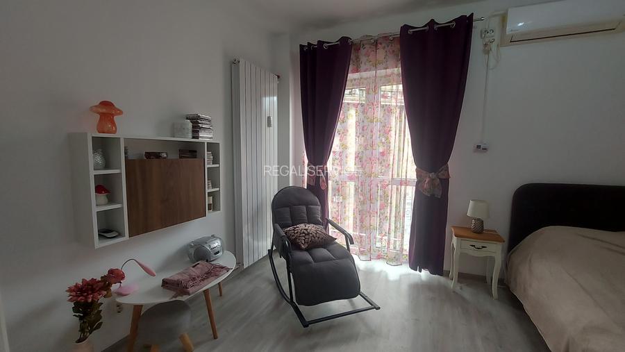 PIATA ROMANA -BLOCUL EVA 2cam LUX - 19