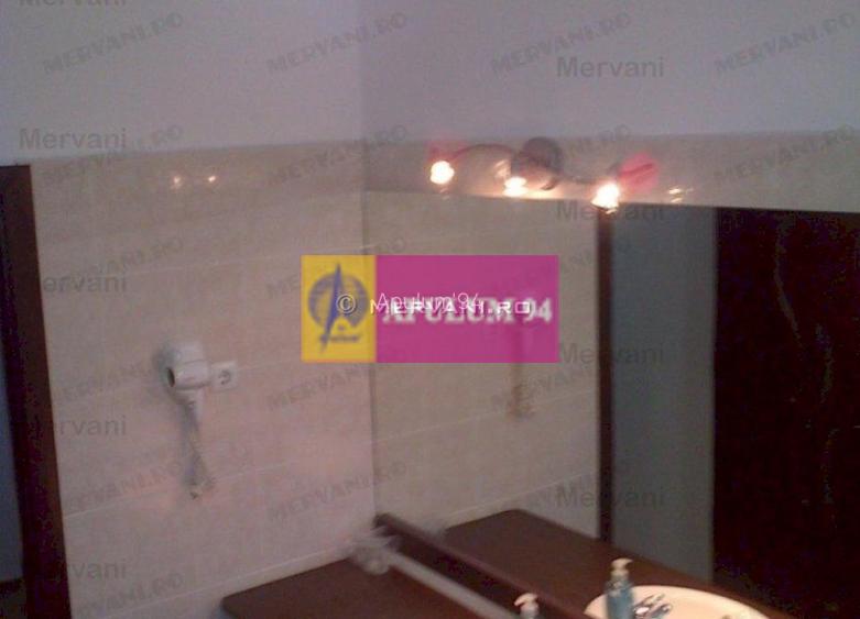 Spatiu turistic de vanzare in Busteni - Zona Centrala - 4