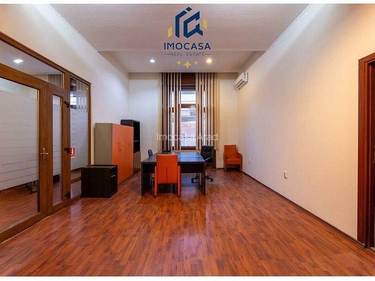 De inchiriat etaj-ul 1 din Palatul Bohus Arad cu o suprafata generoasa - 6
