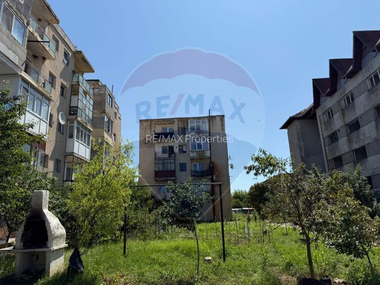 Bloc P+4 de vanzare, 40 apartamente, 2300 mp utili, BABADAG - 6