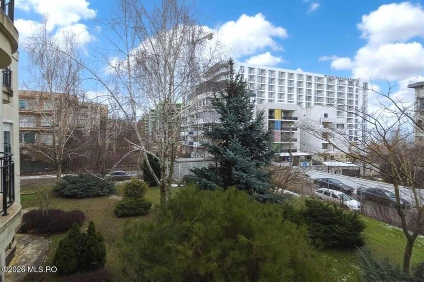 Mamaia Nord - Sea Breeze Resort, 2 camere, 81 mp utili, etaj 1, lift!