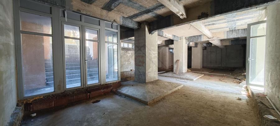 SAD, zona Complex Studentesc, vizibilitate excelenta!