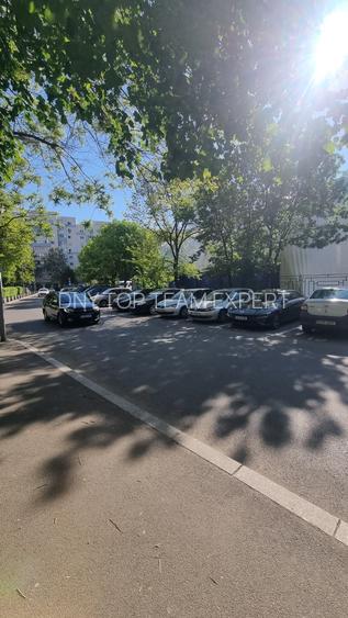 Apartament 4 camere, centrală proprie, parcare, 5 min metrou Apărătorii Patriei - 8