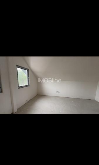 Garsoniere si apartamente    la alb , 1100 E/ mp - 8