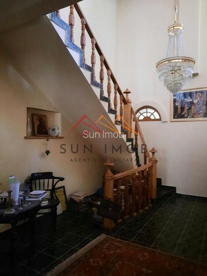 Casa tip conac, teren 4000 mp, finisaje deosebite, garaj, Prahova - 11