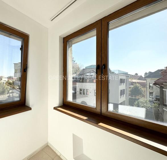 APARTAMENT DE TIP DUPLEX CU GARAJ SI 2 BOXE IN IMOBIL COCHET AFLAT IN COTROCENI - 2