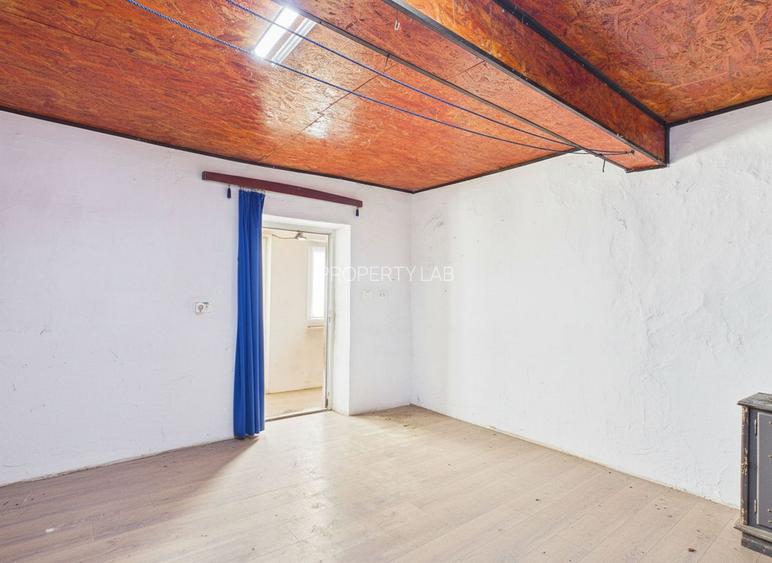 Casă  Sântana cu 3 camere și panouri fotovoltaice - 3