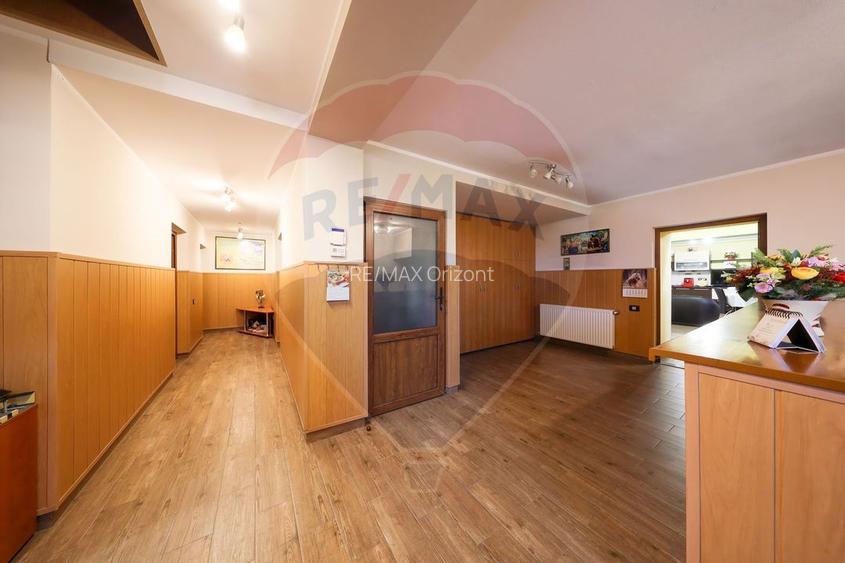 Spatiu comercial P+E+M - 741 mp, Zona centrala, Brasov - 13