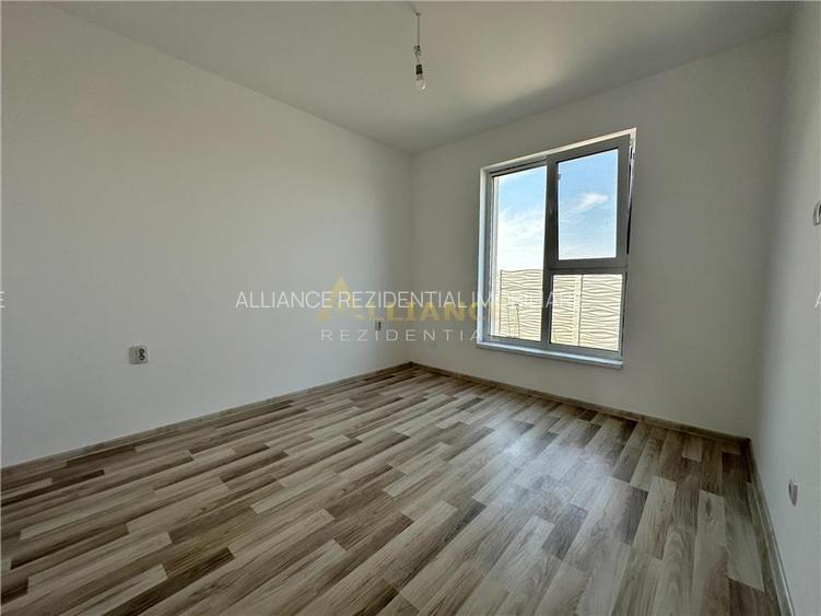 Casa parter- 3 camere - 2 bai - beci- incalzire pardoseala- bucatarie inchisa - 4