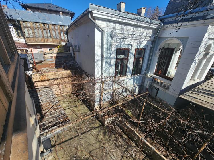 CASA CENTRU IASI, 7 CAMERE, 143 MP UTILI, 22 MP BECI, MAGAZIE SI GARAJ - 9