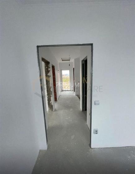 Sanmihaiul Roman- dormitor la parter- 5 camere - 7