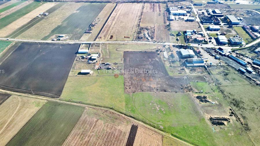 Teren Industrial cu P.U.Z. - 5