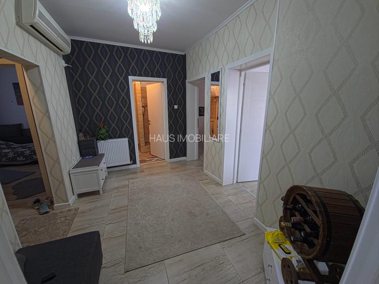 Centru apartament 3 camere decomandat la 200 m de plaja Modern - 13