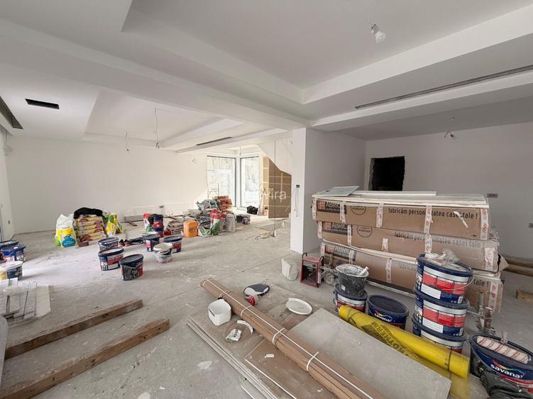 Vilă de Lux cu Piscină Privată și Deschidere Directă la Lacul Snagov - 12