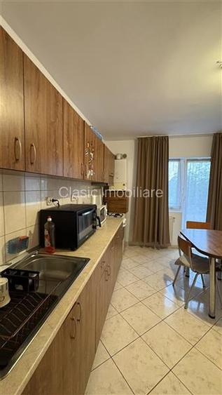 Inchiriere apartament doua dormitoare in Zorilor- strada Mircea Eliade - 2