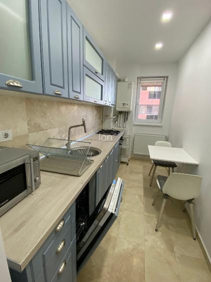 Inchiriez apartamet 2 camere - 6