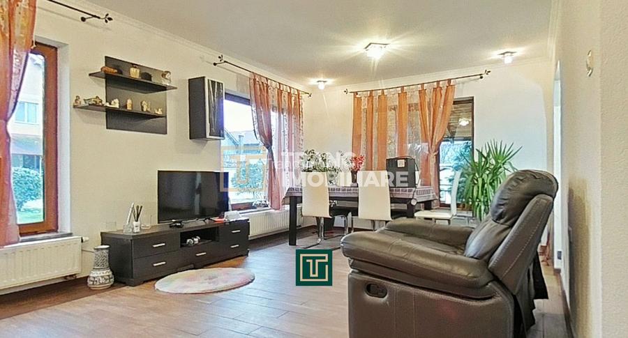 Casă impresionantă cu 15 camere, teren generos, piscină in Fantanele, Arad - 3