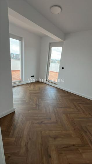 Penthouse de lux | 83 mp utili + terasă 117 mp | Etaj 3 cu lift | Zonă premium - 6