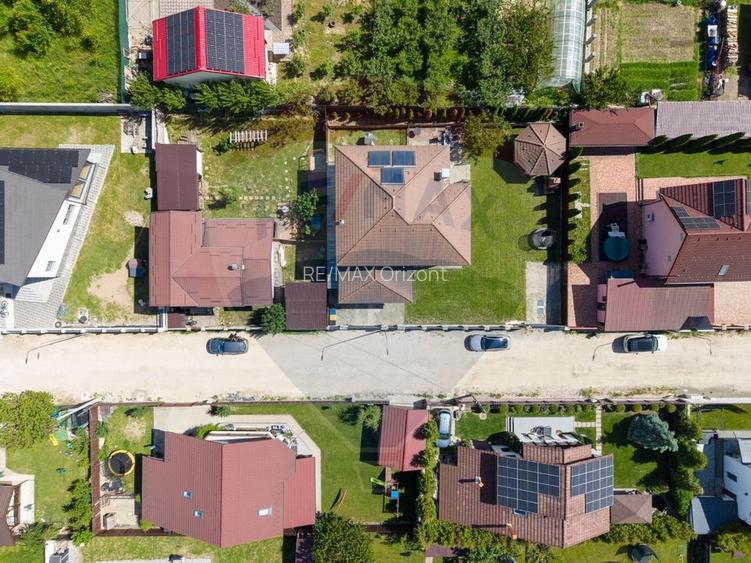 Casă  superba complet utilata teren 660mp - 29